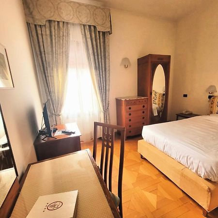 Alla Rocca Hotel Conference & Restaurant Bazzano Zewnętrze zdjęcie