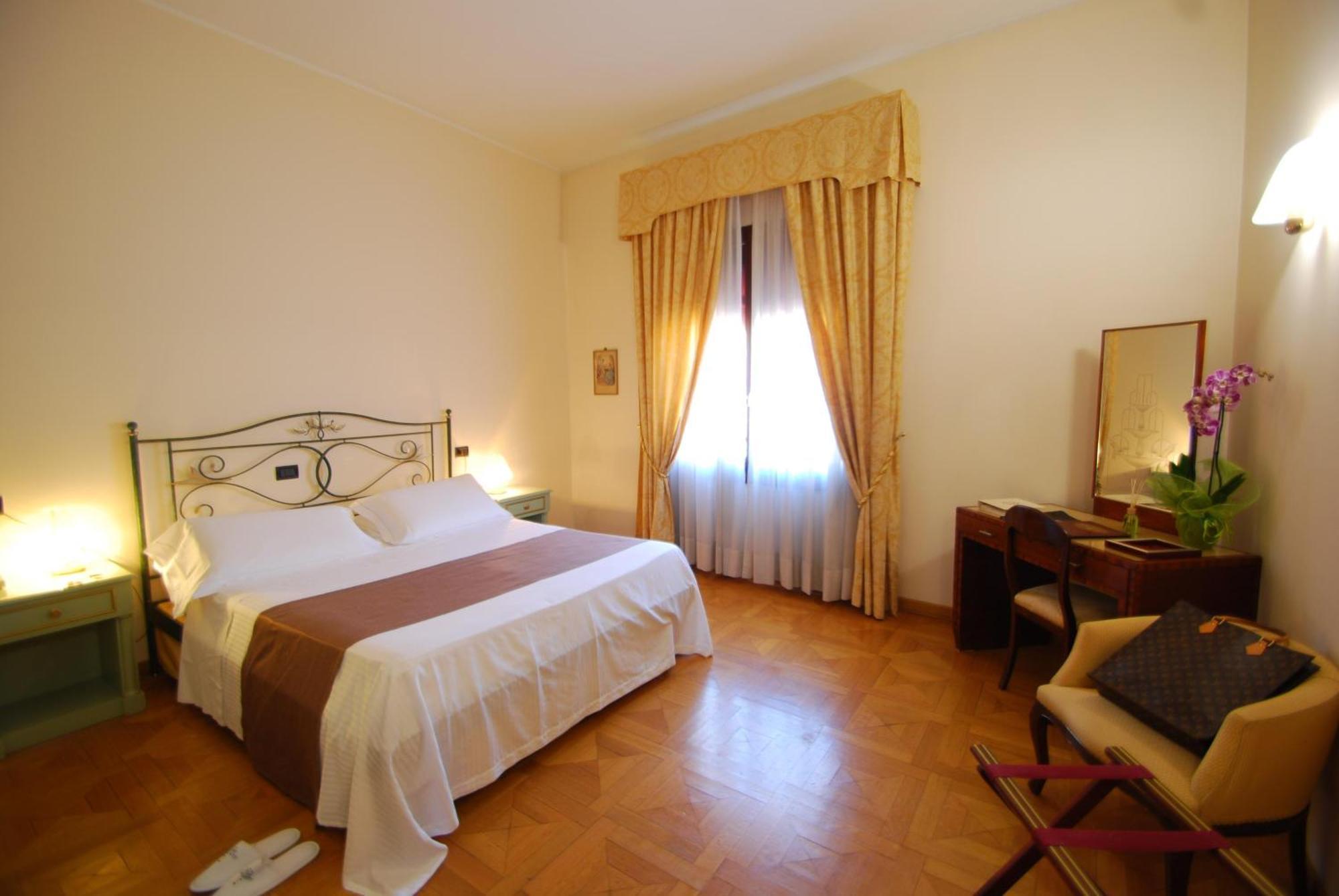 Alla Rocca Hotel Conference & Restaurant Bazzano Zewnętrze zdjęcie
