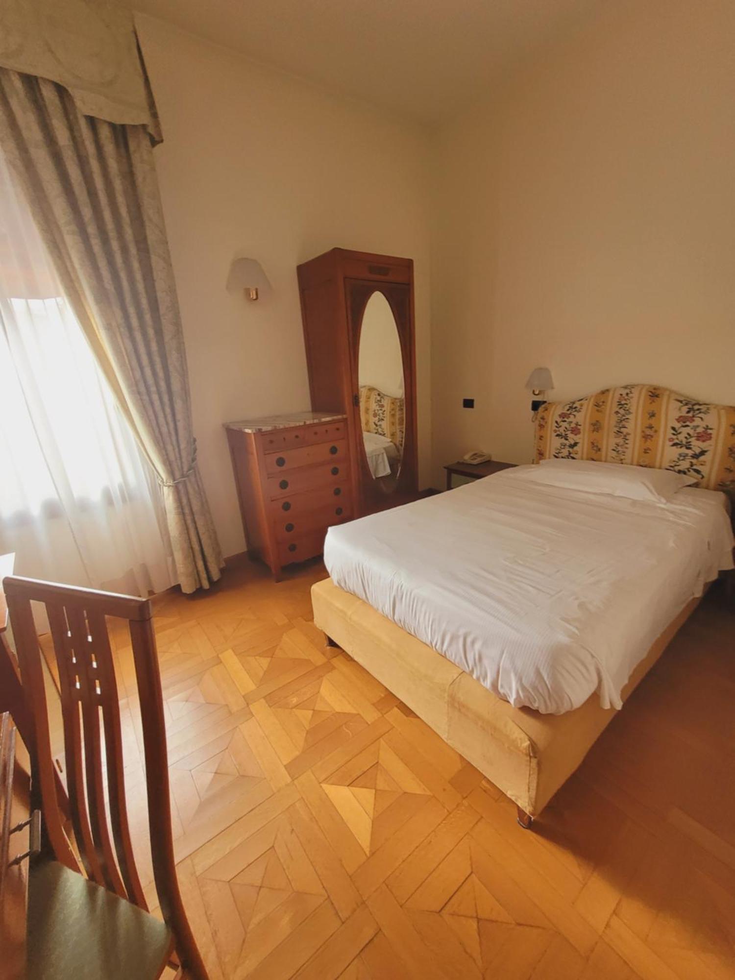 Alla Rocca Hotel Conference & Restaurant Bazzano Zewnętrze zdjęcie