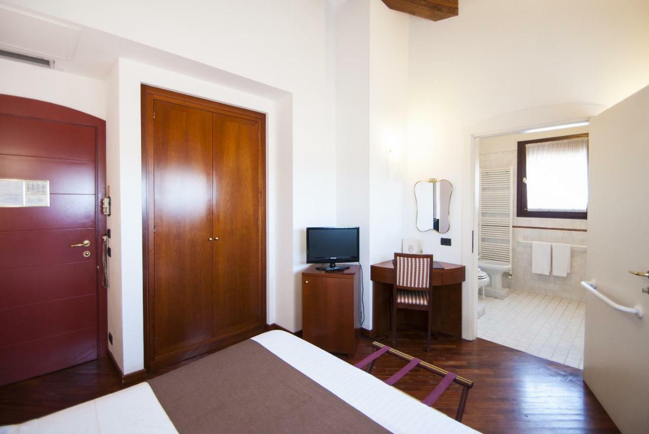 Alla Rocca Hotel Conference & Restaurant Bazzano Zewnętrze zdjęcie